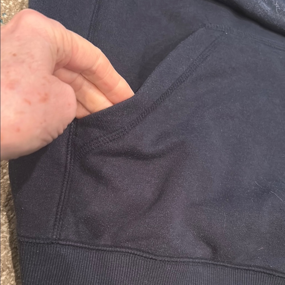 Carhartt Navy Hoodie - Picture 4 of 5